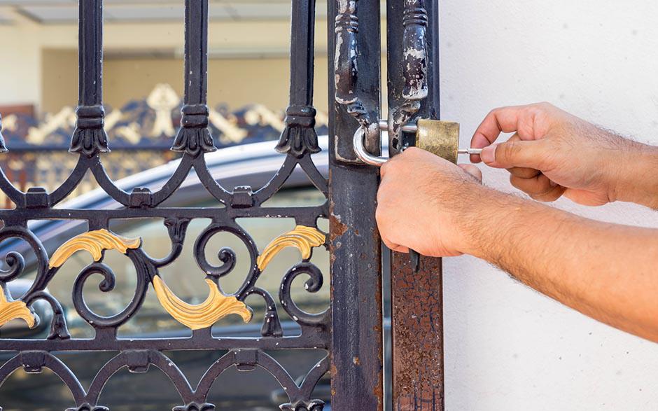 changer serrure de porte Saint-Maurice
